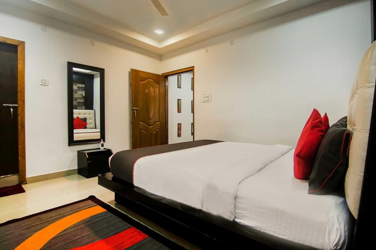Collection O The Blu Bell Nizarapar Path Hotel Guwahati Ngoại thất bức ảnh