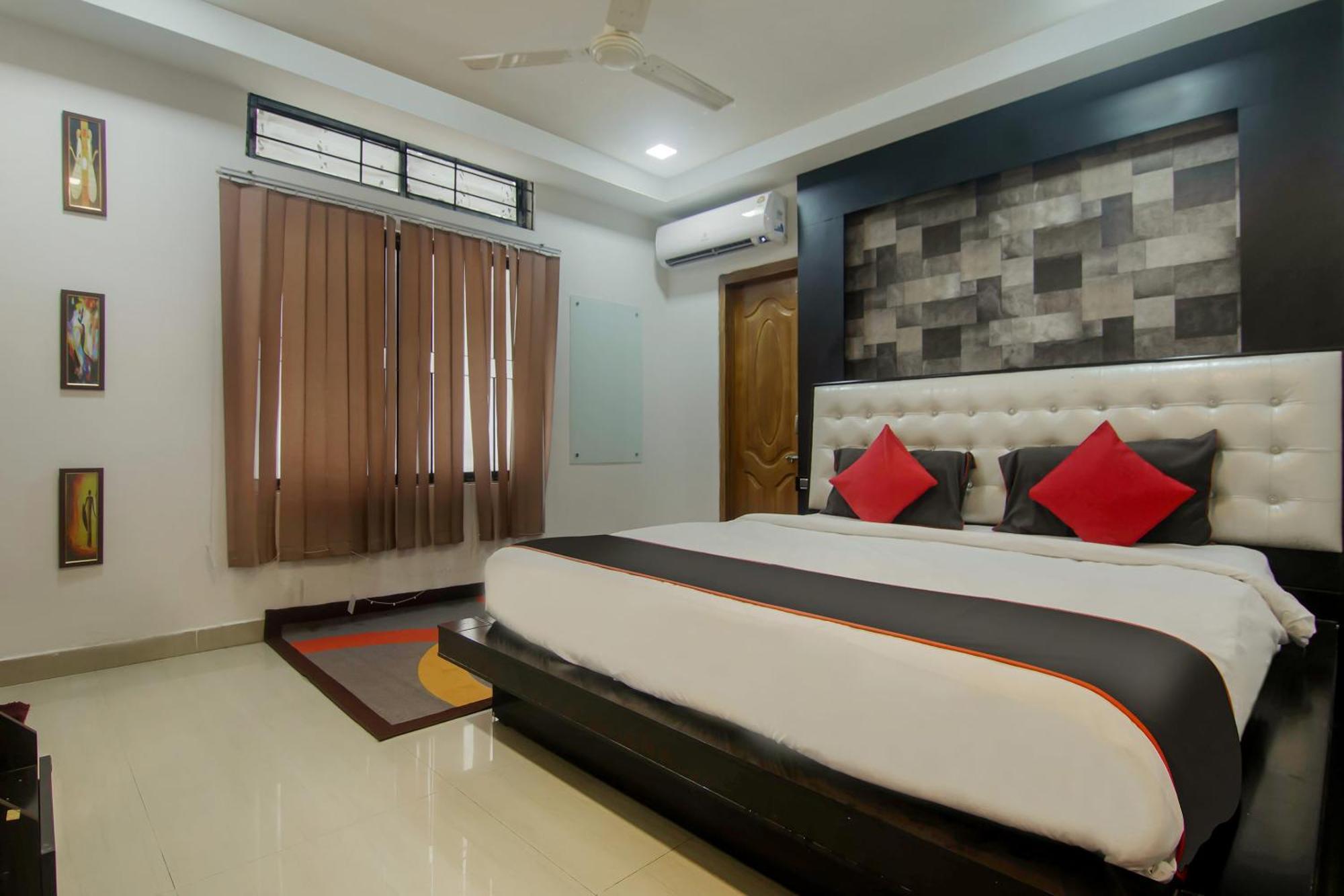 Collection O The Blu Bell Nizarapar Path Hotel Guwahati Ngoại thất bức ảnh