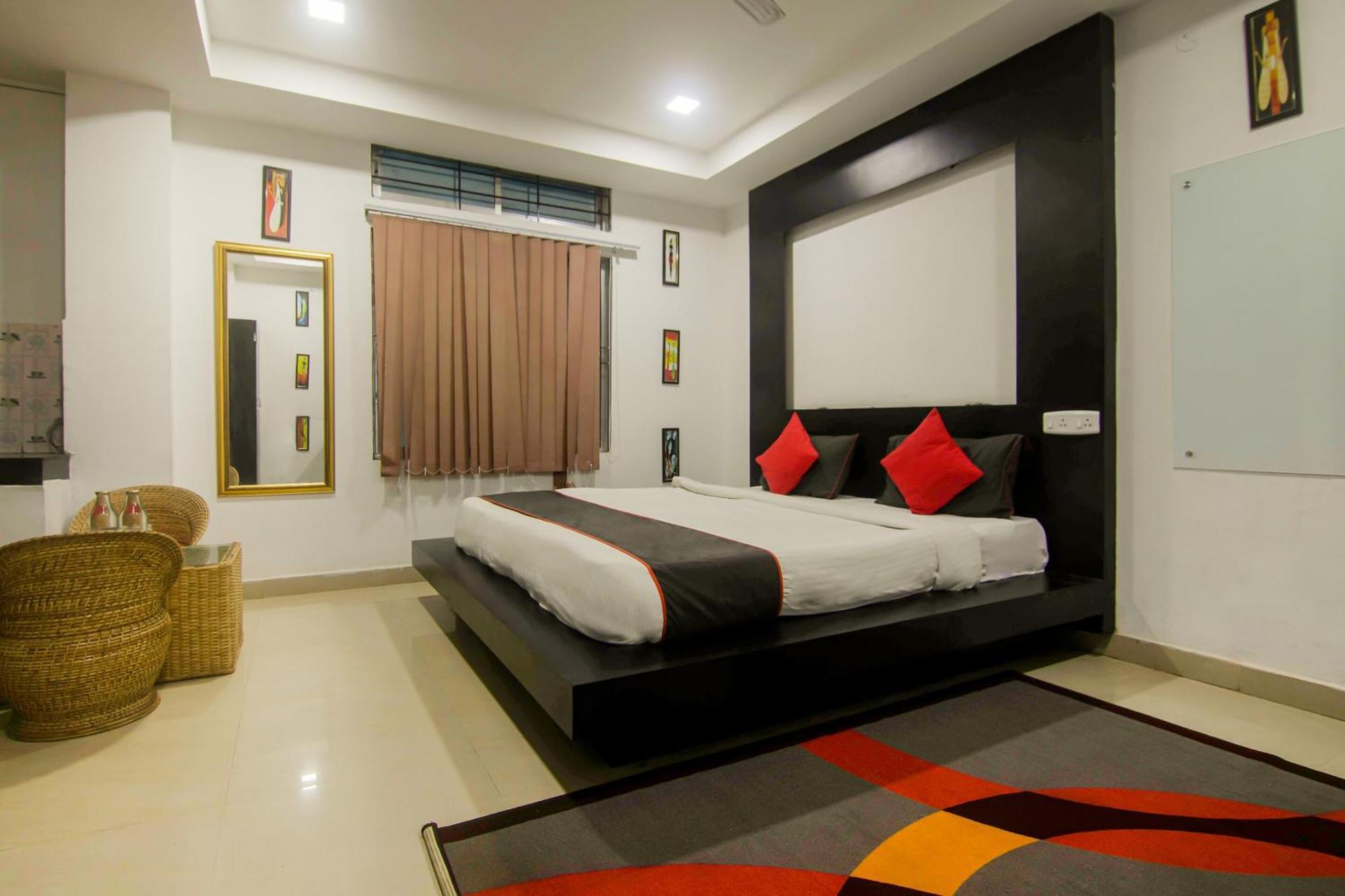 Collection O The Blu Bell Nizarapar Path Hotel Guwahati Ngoại thất bức ảnh