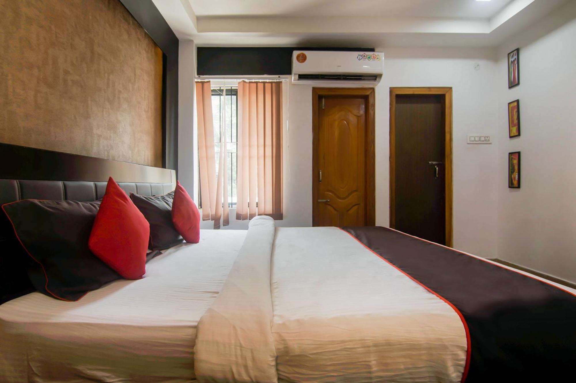 Collection O The Blu Bell Nizarapar Path Hotel Guwahati Ngoại thất bức ảnh
